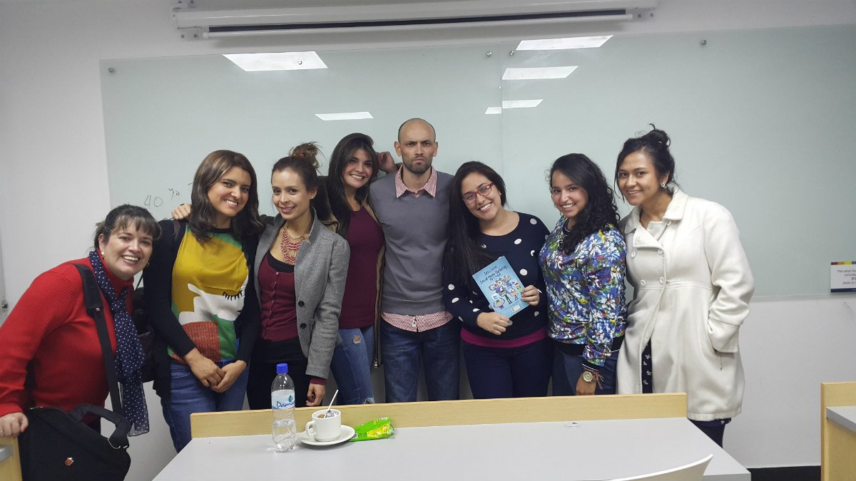 estudiantes-universidad-de-la-sabana-diplomado-marketing-digital-carlos-cortes
